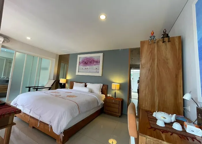 Modern Balinese With Scenic View *